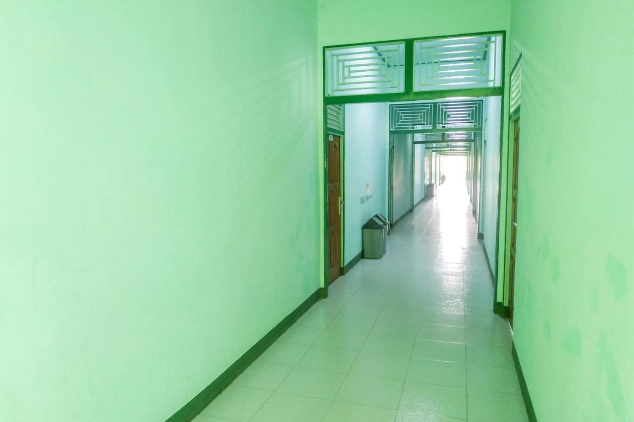 Super Oyo 3098 Hotel Sahabat Baru Singkawang Zewnętrze zdjęcie